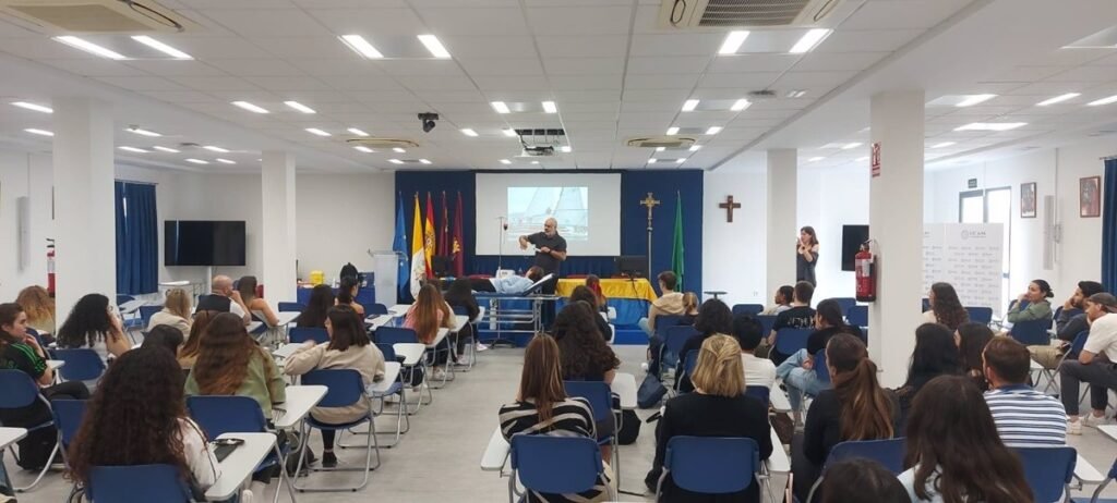 Reunion-VIII-Soioanitaria-para-mejorar-cuidado-paciente-por-Ucam-Cartagena.jpg