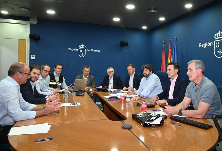 Reunión del gabinete crisis convocado ante el apagón eléctrico acontecido el pasado 28 de abril