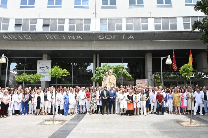 López Miras, en la presentación de los actos por el 20º aniversario del Hospital Reina Sofía