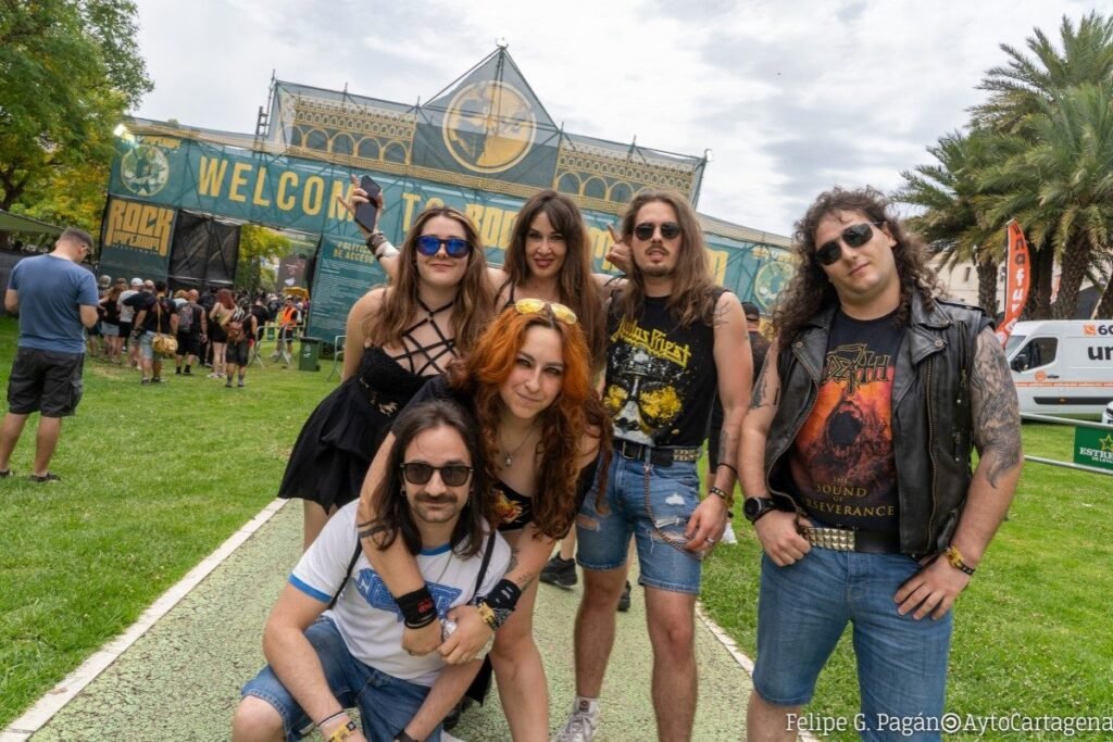 Rock-Imperium-presenta-sus-servicios-de-autobuses-lanzadera-y-validacion.jpg