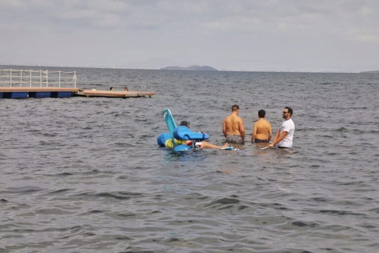 Cartagena-amplia-el-servicio-de-bano-asistido-en-playas-este.jpg