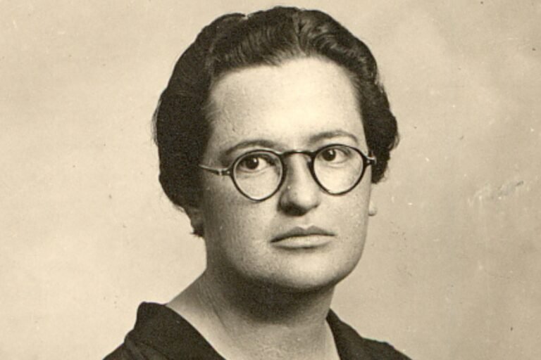 Inclusion-de-Carmen-Conde-en-la-PAU-de-la-Comunidad.jpg