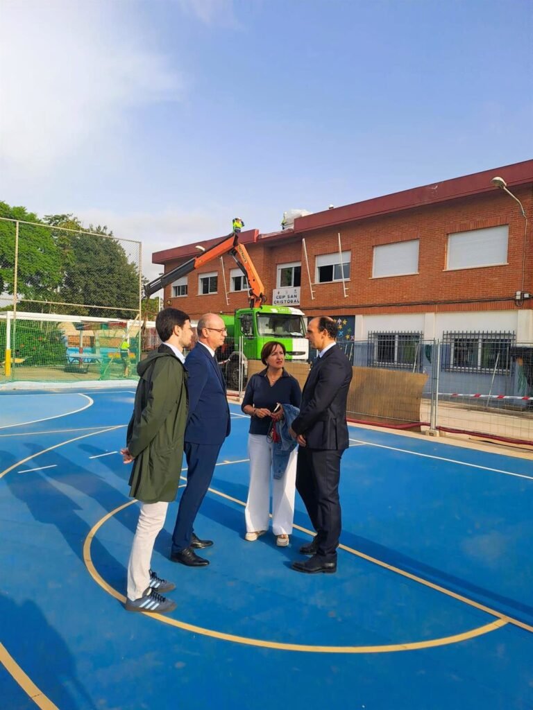 Los-centros-educativos-de-la-Region-retoman-clases-tras-las.jpg