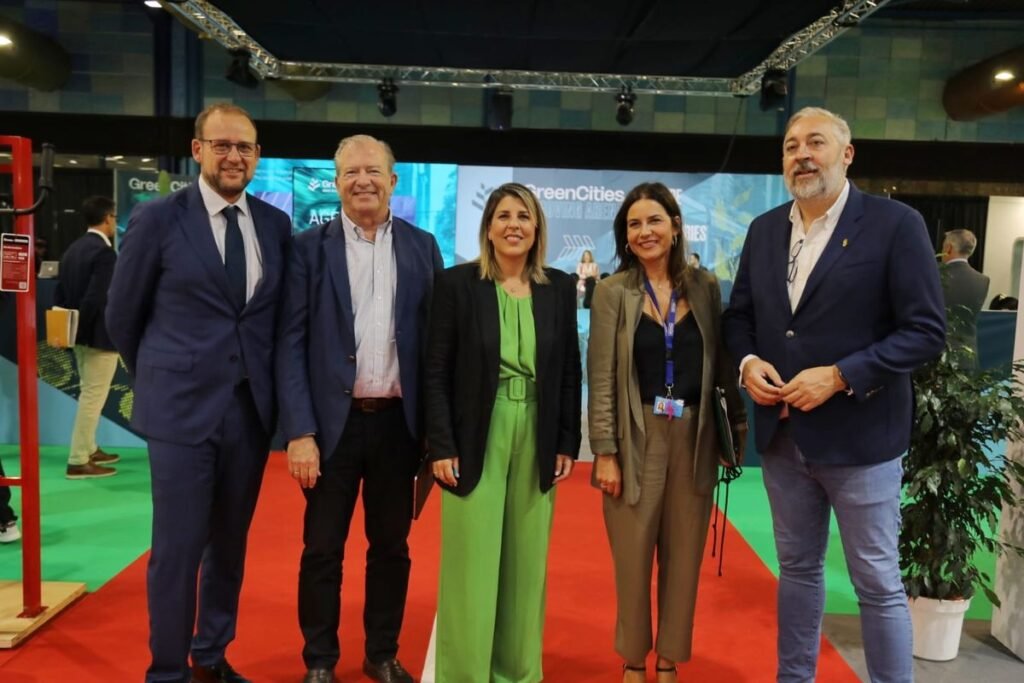 Noelia-Arroyo-pide-desbloquear-ley-para-financiar-autobuses-en-Greencities.jpg