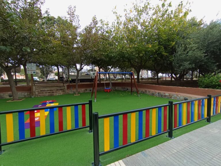Nuevo-parque-infantil-cerca-del-Conservatorio-de-Musica-en-Cartagena.jpg